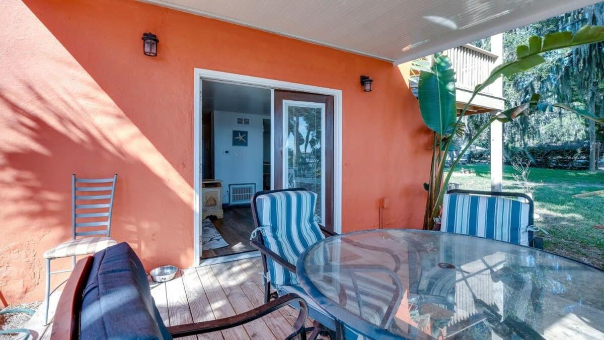 Retro Rainbow At Herb River- Orange Oasis #1 سافانا المظهر الخارجي الصورة